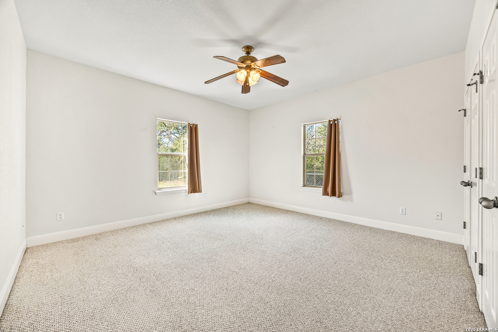 828 County Road 334 Stockdale TX 78160