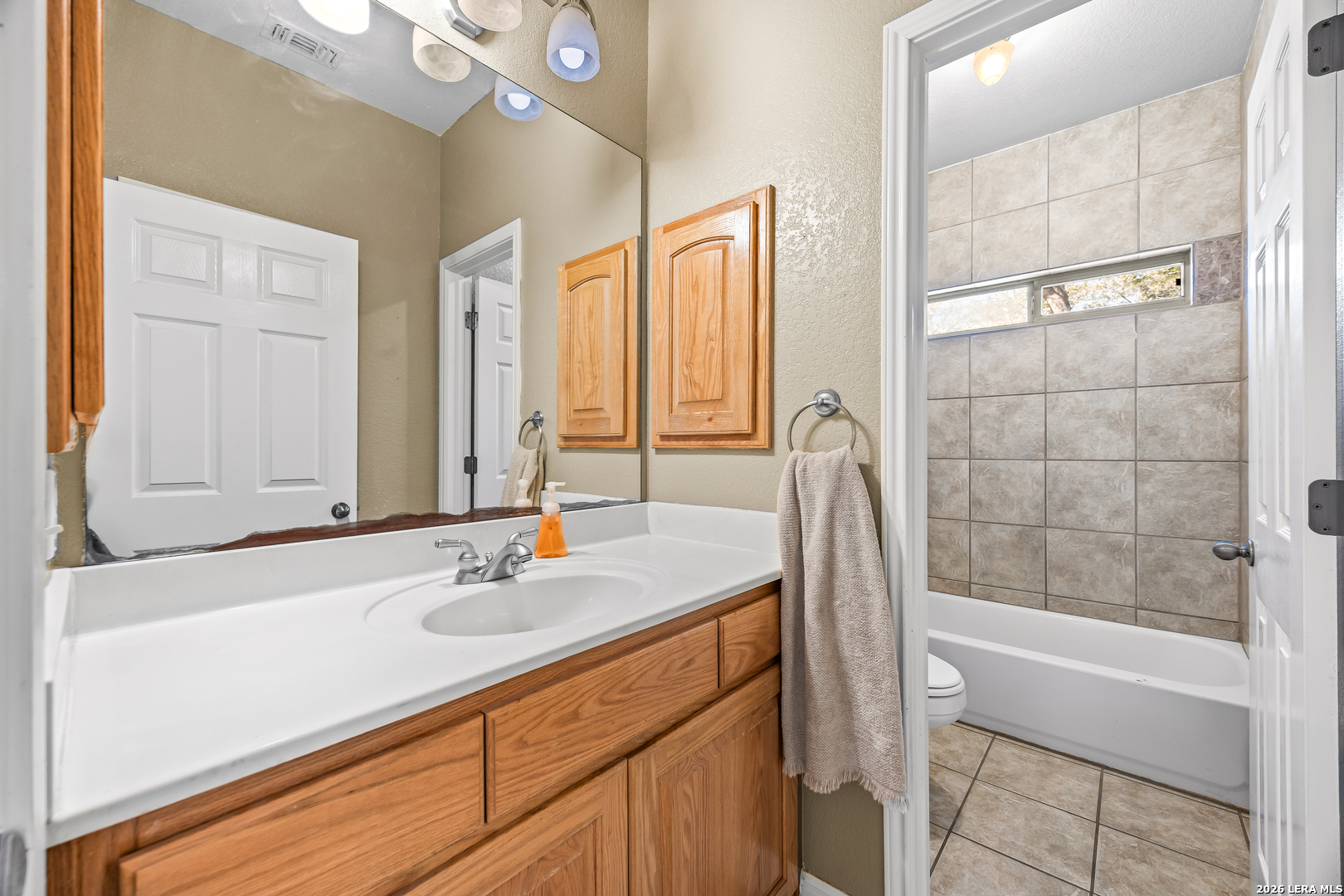 828 County Road 334 Stockdale TX 78160
