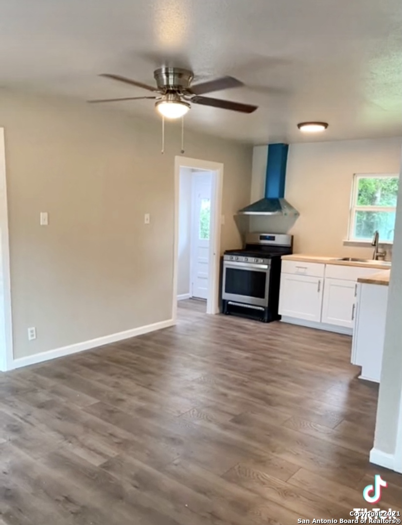 241 Shelburn Drive San Antonio TX 78220
