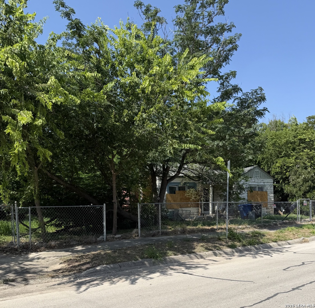 905 Wyoming Street San Antonio TX 78203
