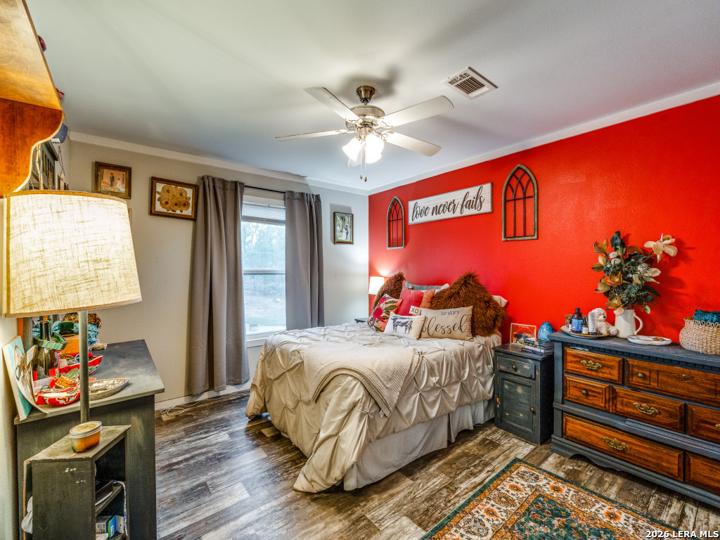 2831 County Road 430 Pleasanton TX 78064