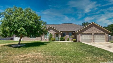 1030 Creek Run Kerrville TX 78028