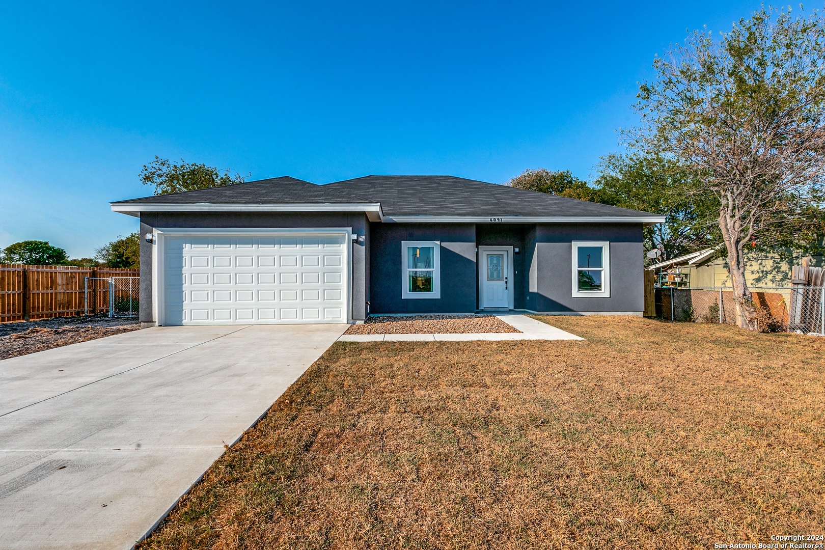 6091 Bright Valley Drive San Antonio TX 78242