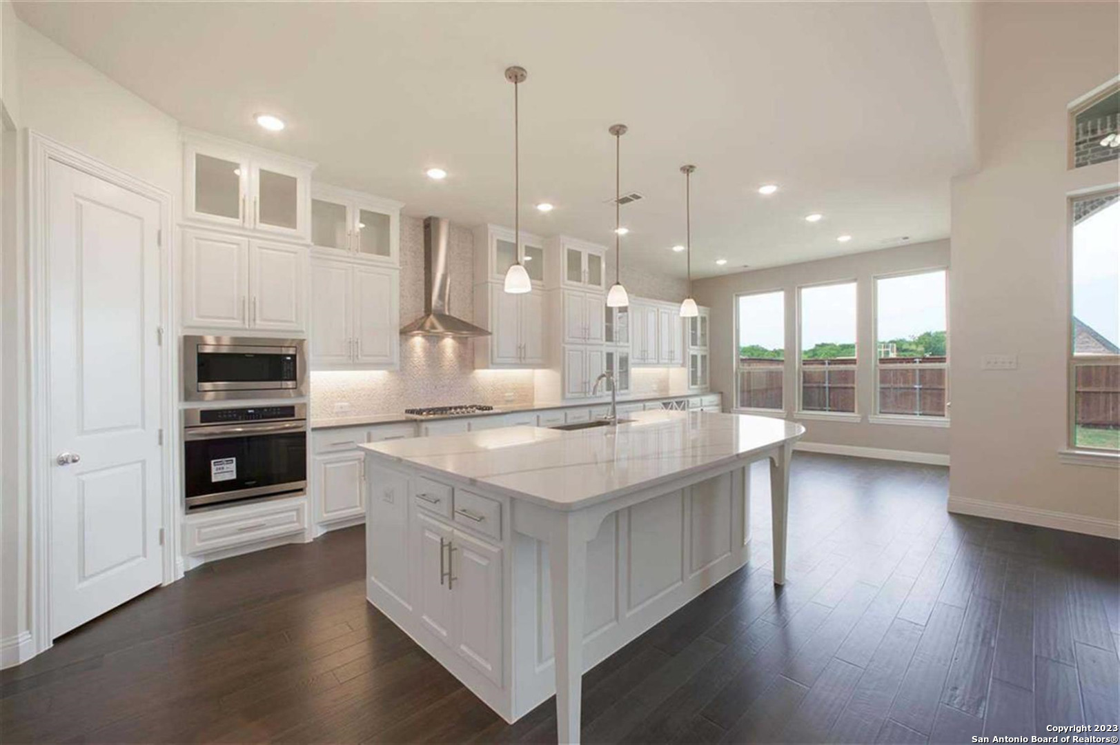 10026 Sarah Place Boerne TX 78006