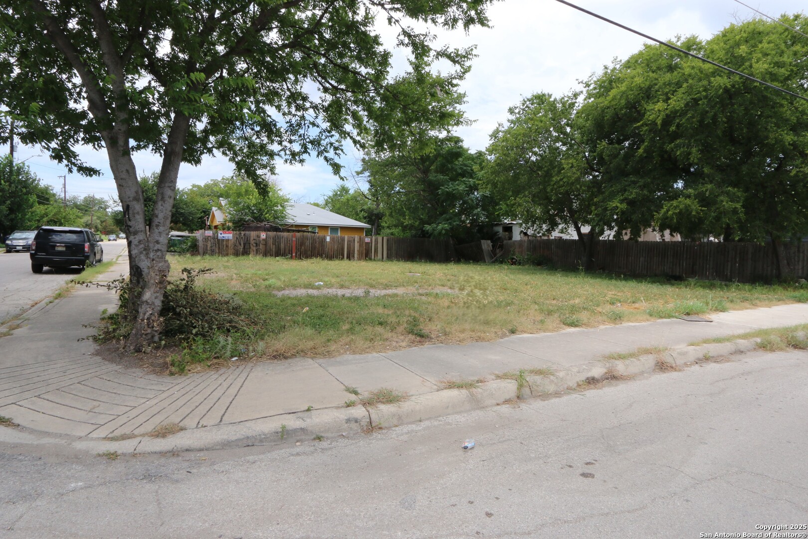 1211 S Hamilton San Antonio TX 78207