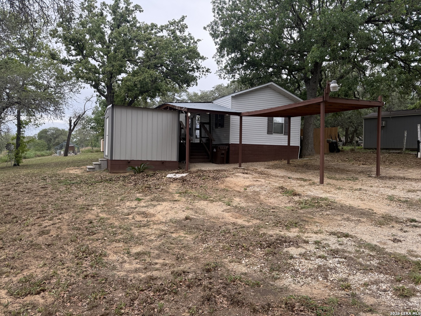 240 Creekside Floresville TX 78114