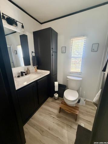 240 Creekside Floresville TX 78114