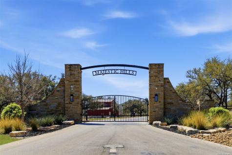 207 Majestic Hills Blanco TX 78606