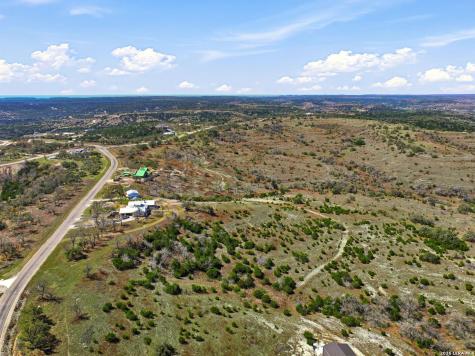 207 Majestic Hills Blanco TX 78606