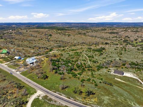 207 Majestic Hills Blanco TX 78606