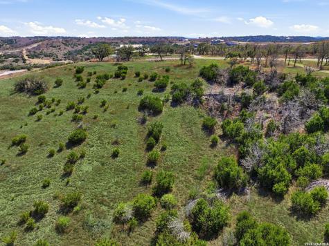 207 Majestic Hills Blanco TX 78606