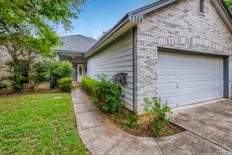5358 Chestnut View Drive San Antonio TX 78247