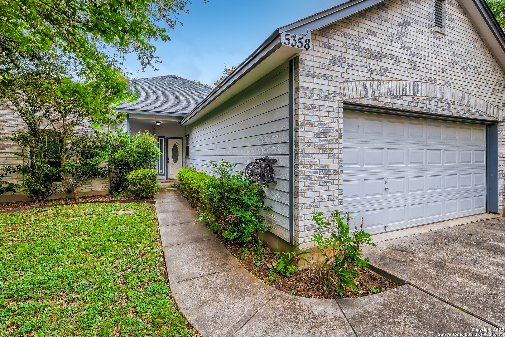 5358 Chestnut View Drive San Antonio TX 78247