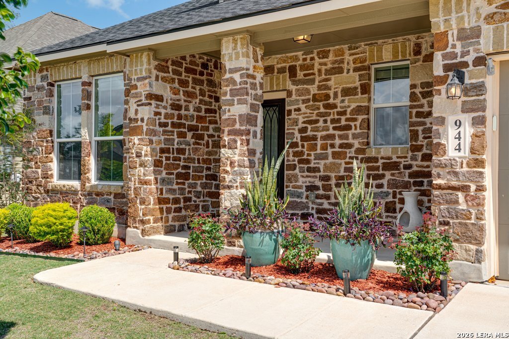 944 Cypress Mill New Braunfels TX 78130