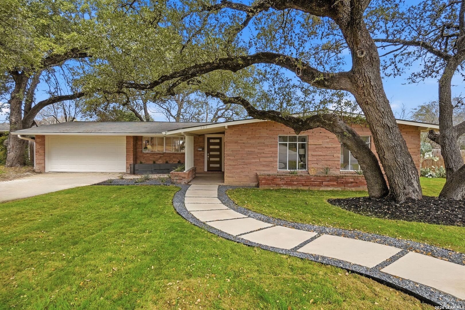 527 Burnside Drive San Antonio TX 78209