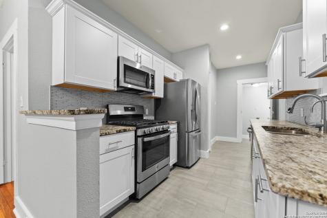 1806 W Mistletoe Avenue San Antonio TX 78201