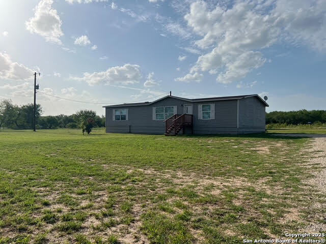 352 County Road 741 Yancey TX 78886