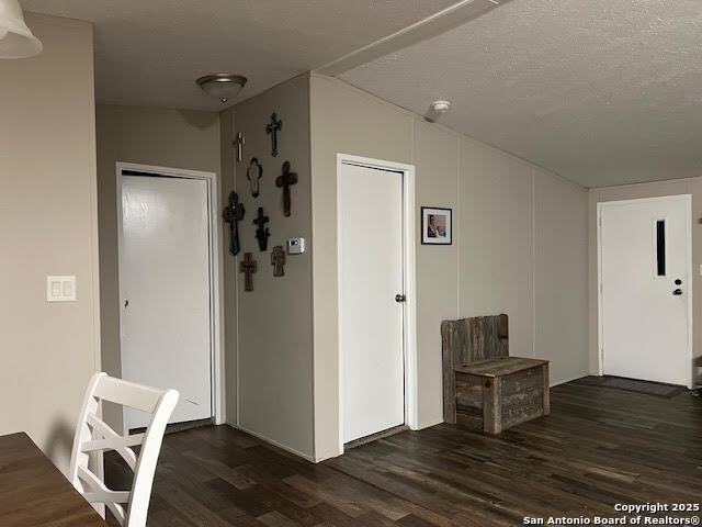 352 County Road 741 Yancey TX 78886