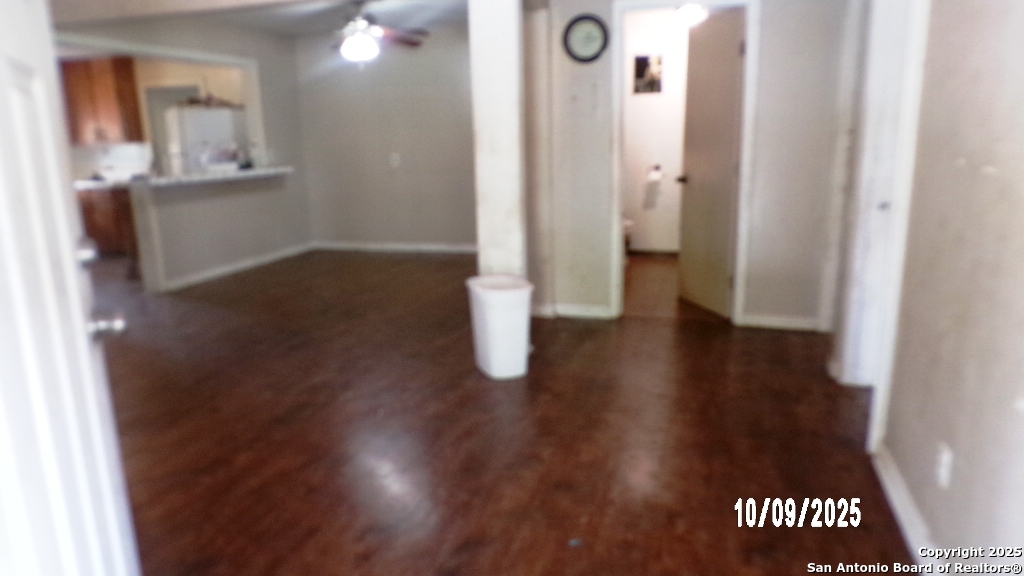 1000 W Clare Beeville TX 78102