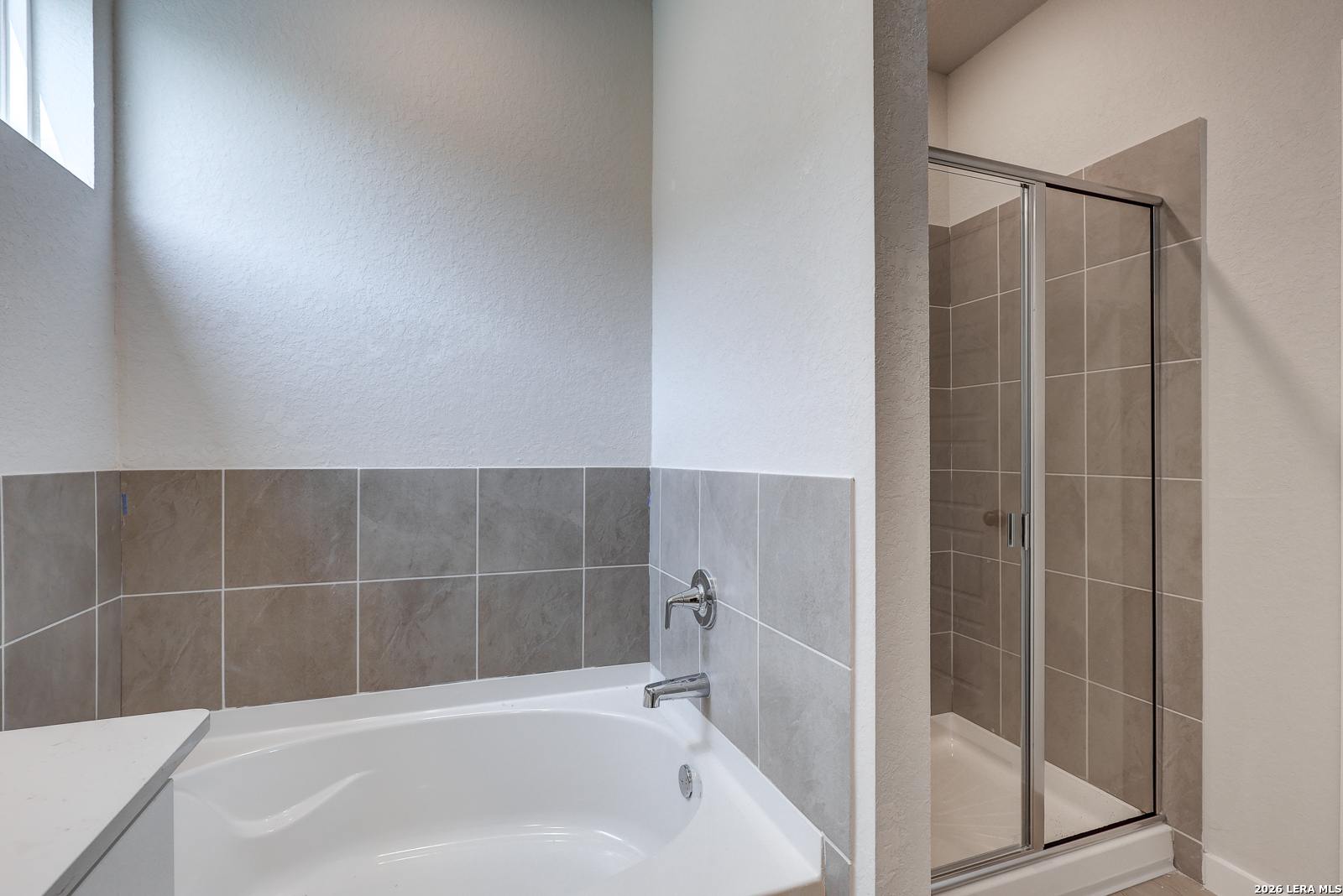 2533 Heritance Pass Seguin TX 78155