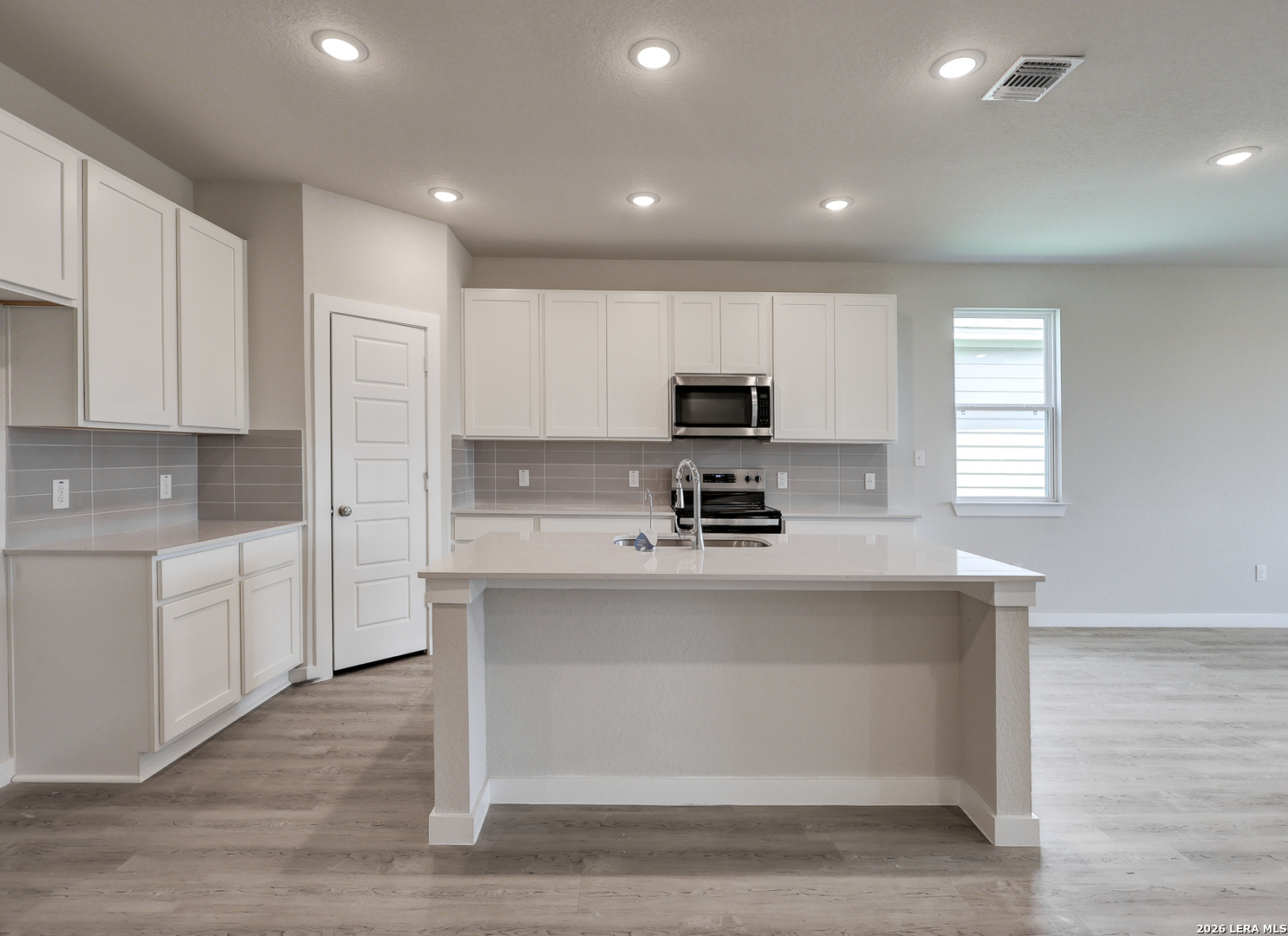 2533 Heritance Pass Seguin TX 78155
