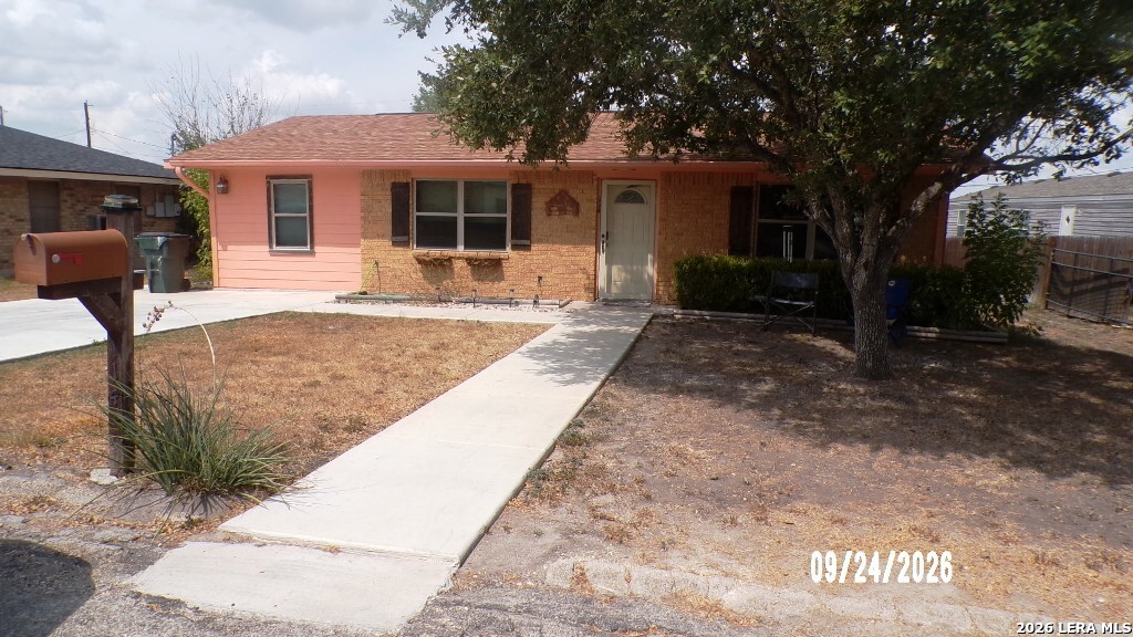114 W Mesquite Street Karnes City TX 78118