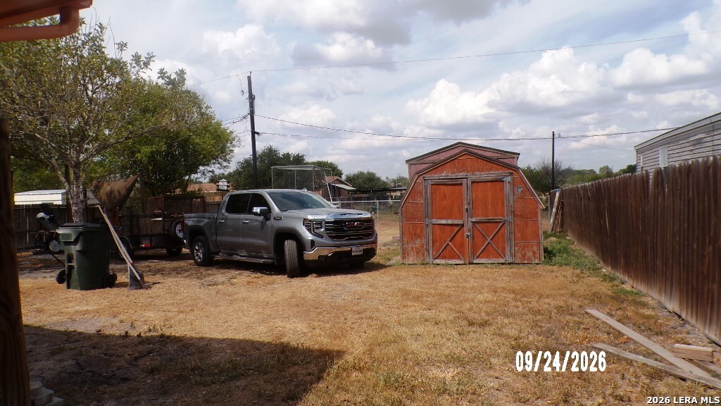 114 W Mesquite Street Karnes City TX 78118