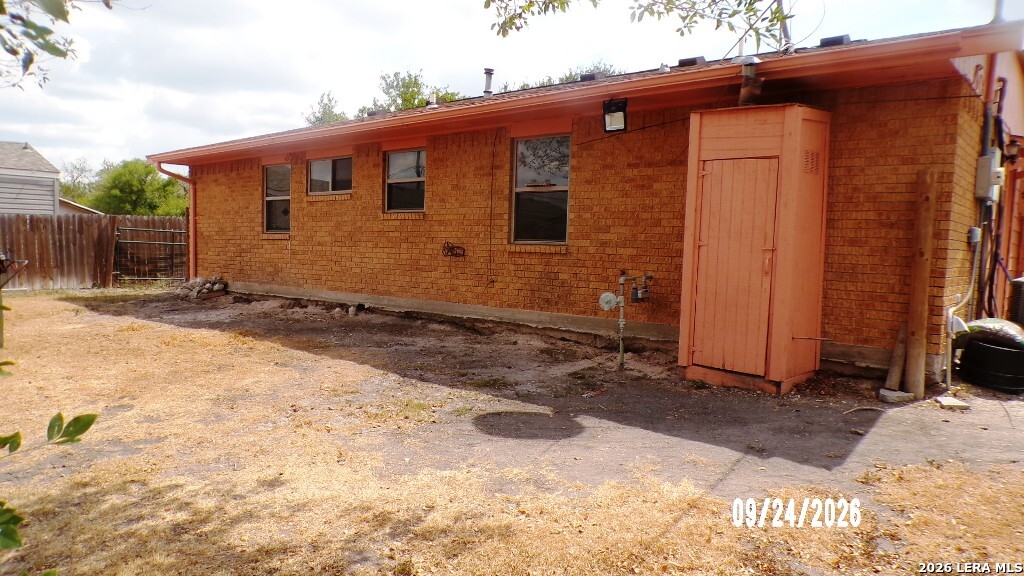 114 W Mesquite Street Karnes City TX 78118