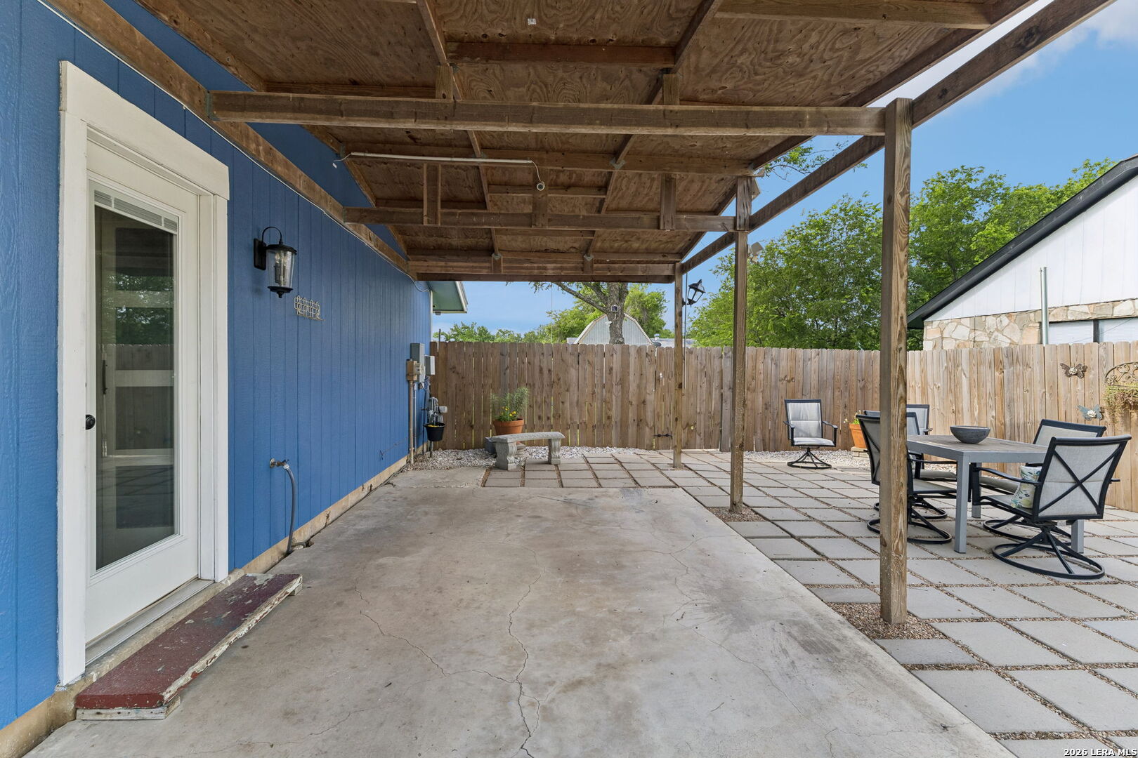 8722 Dale Valley San Antonio TX 78227