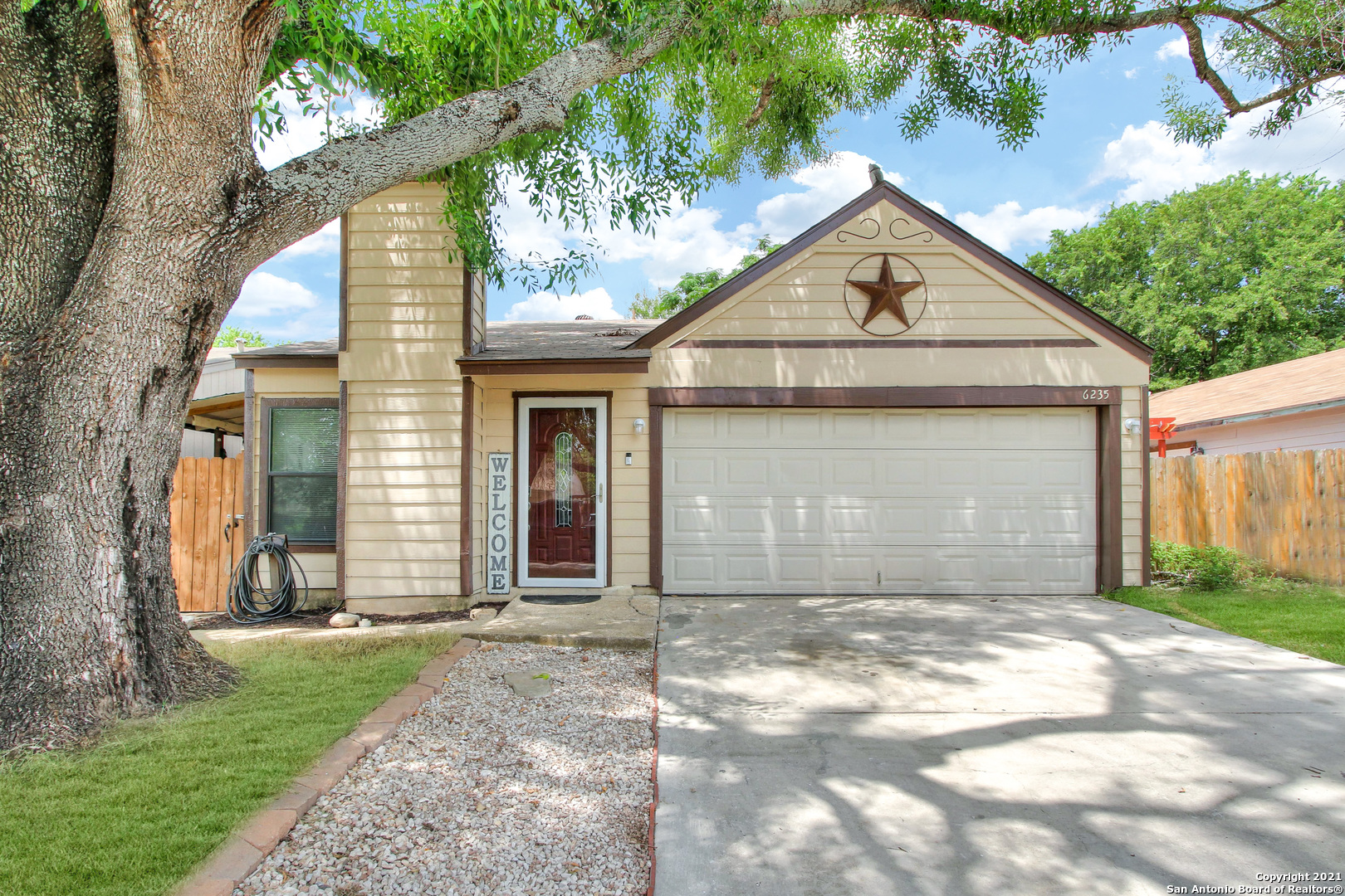 6235 Valley Knight San Antonio TX 78250