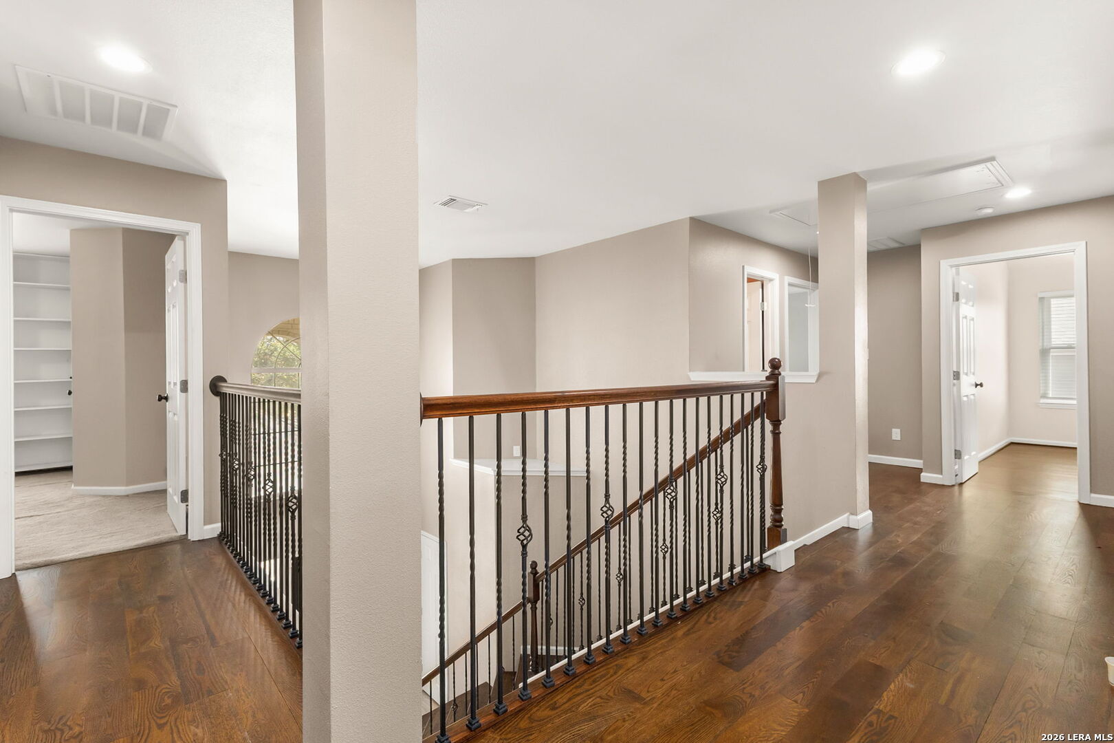 2854 Lakehills San Antonio TX 78251
