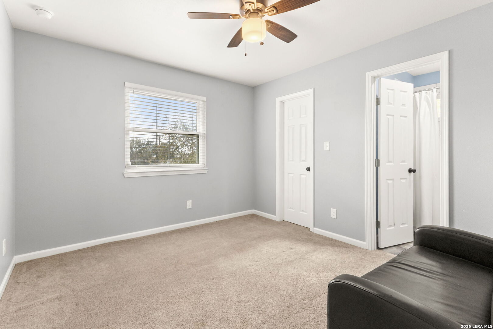 2854 Lakehills San Antonio TX 78251
