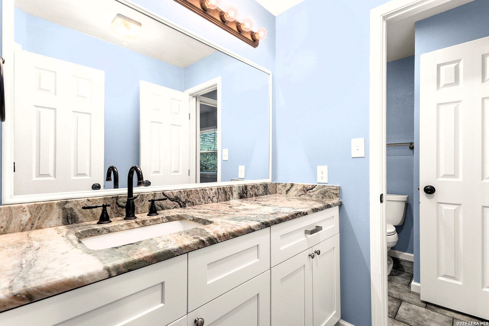 2854 Lakehills San Antonio TX 78251