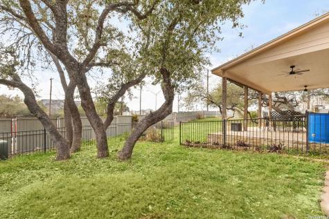 2854 Lakehills San Antonio TX 78251