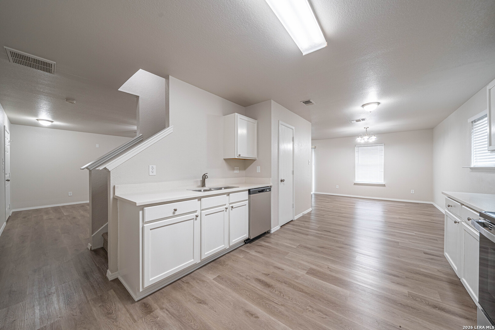 8915 Mission Meadow San Antonio TX 78223