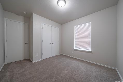 8915 Mission Meadow San Antonio TX 78223