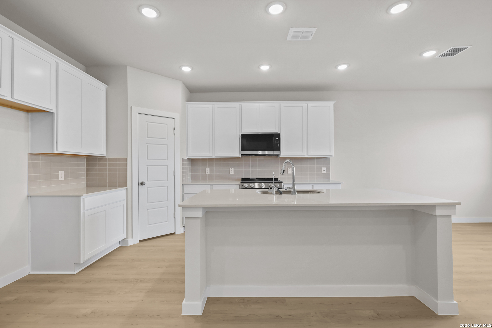 8114 Champion Creek San Antonio TX 78252
