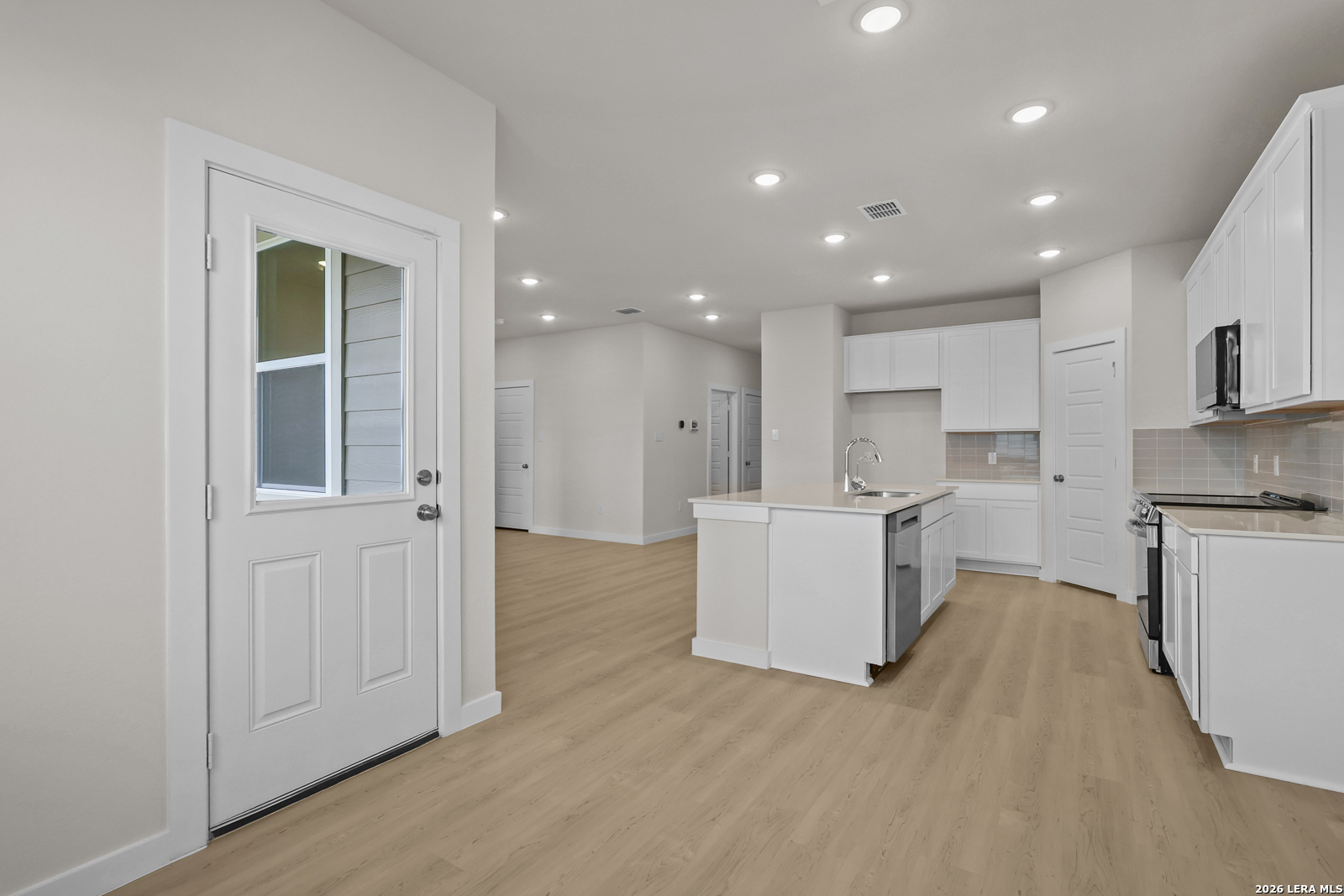 8114 Champion Creek San Antonio TX 78252