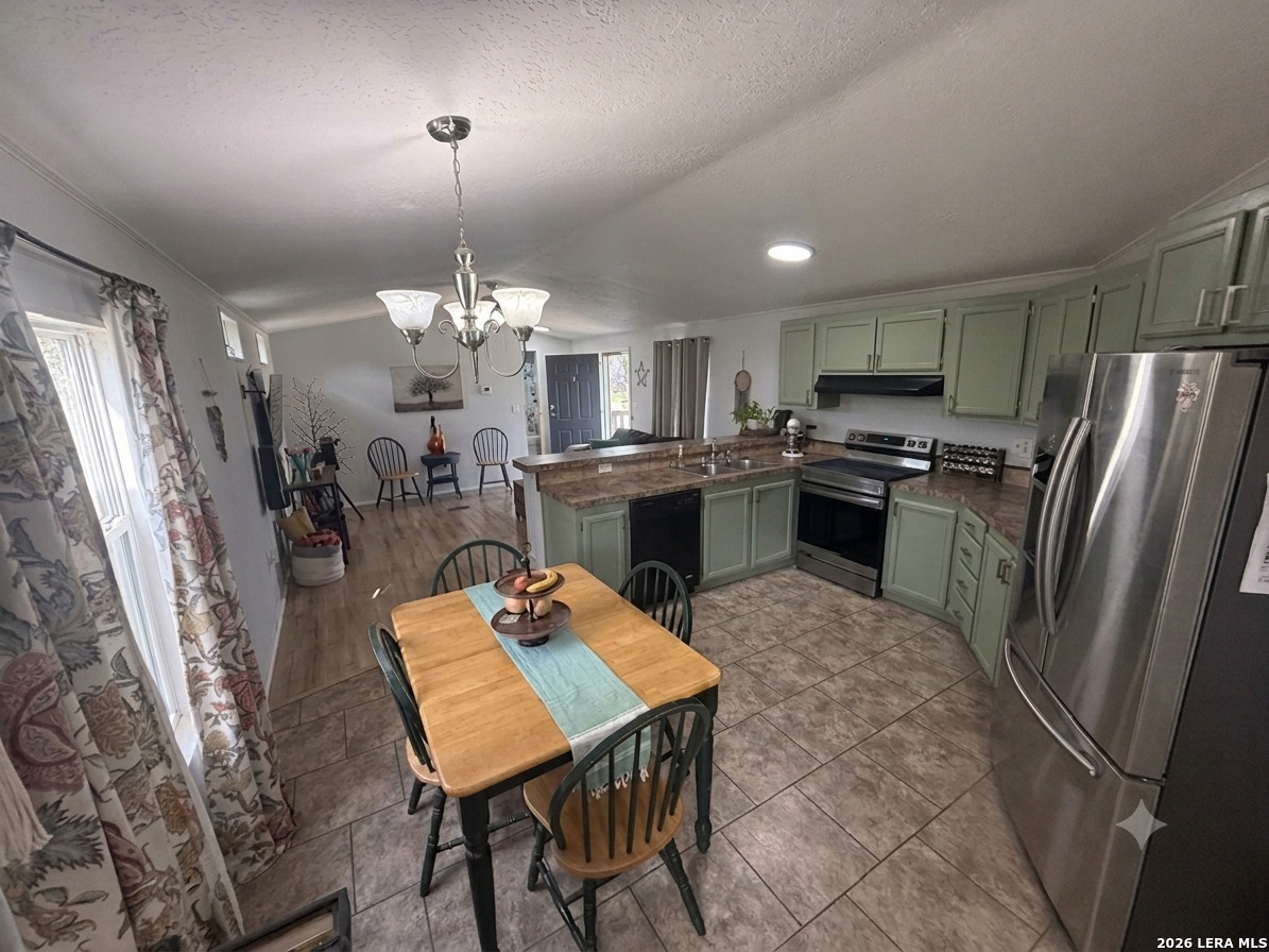 572 River Bluff Circle Pipe Creek TX 78063