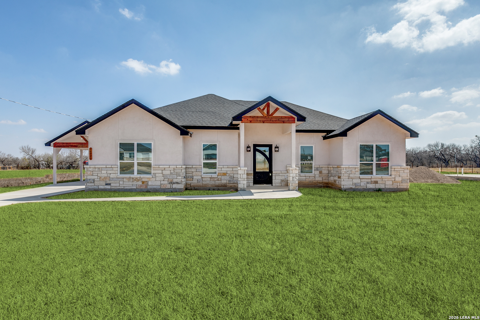 16934 Rancho Escondido Atascosa TX 78002
