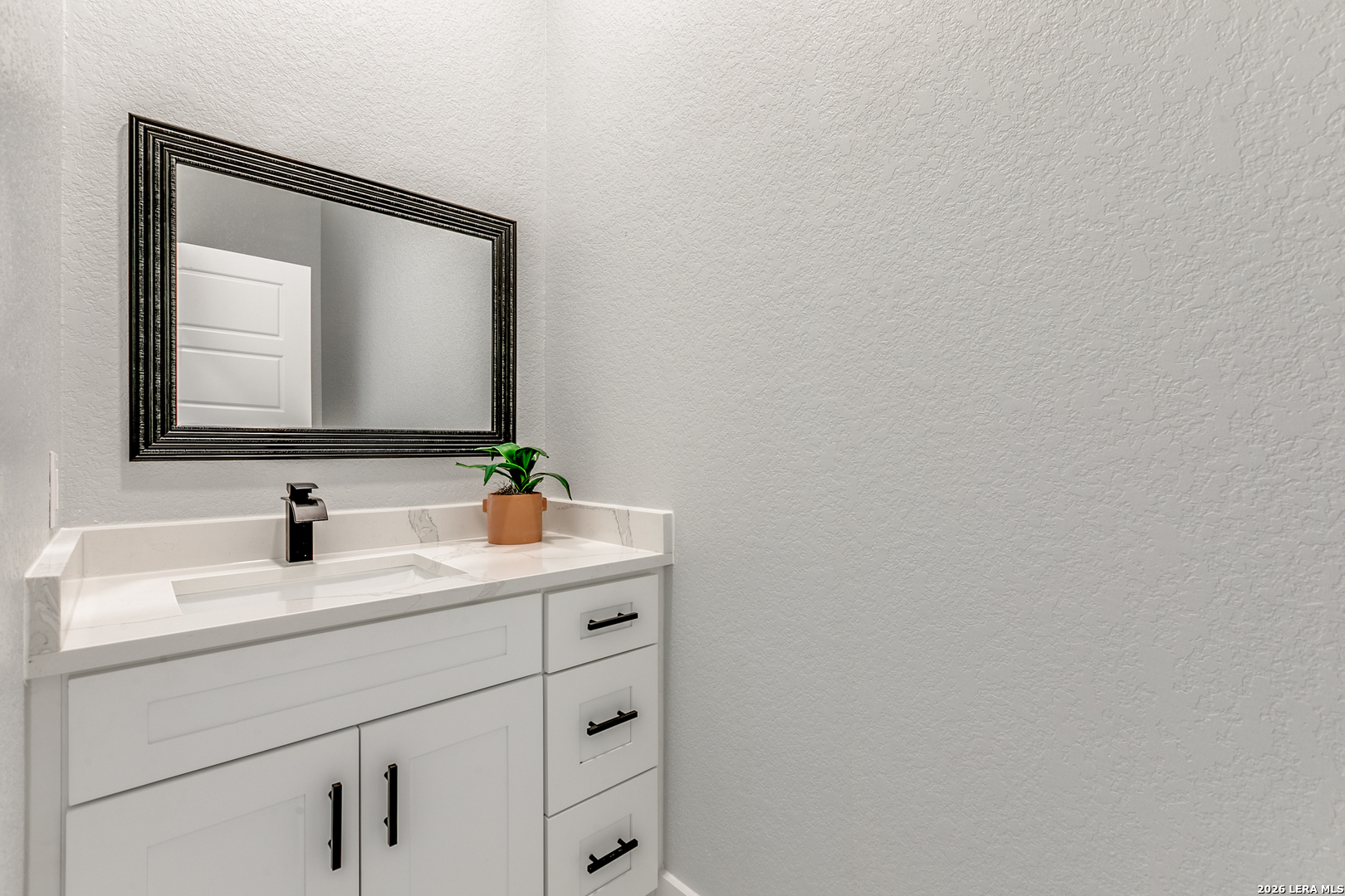 16934 Rancho Escondido Atascosa TX 78002