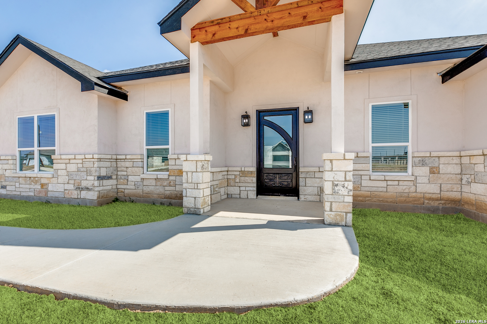 16934 Rancho Escondido Atascosa TX 78002