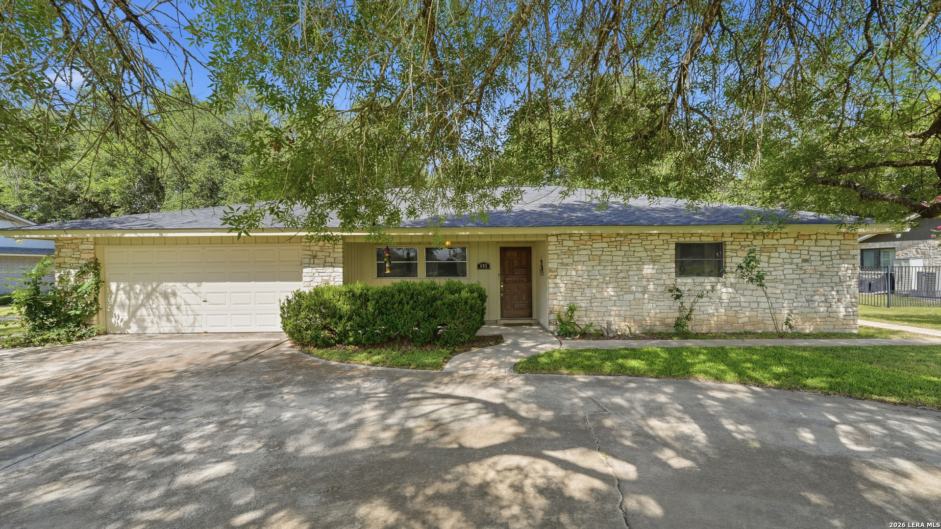 603 River Oak Drive Seguin TX 78155