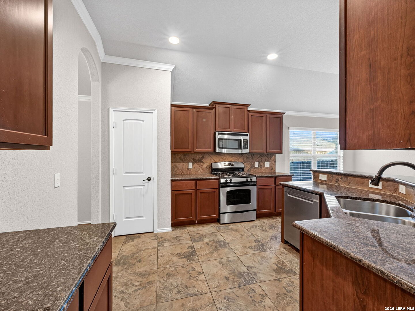 8519 Fess Parker Drive San Antonio TX 78254