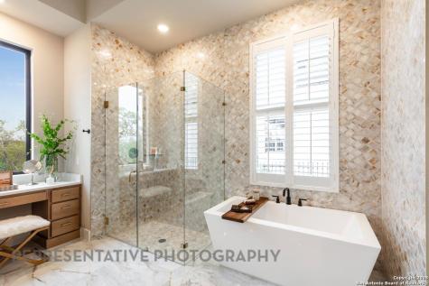 318 Dulce Vista Boerne TX 78006