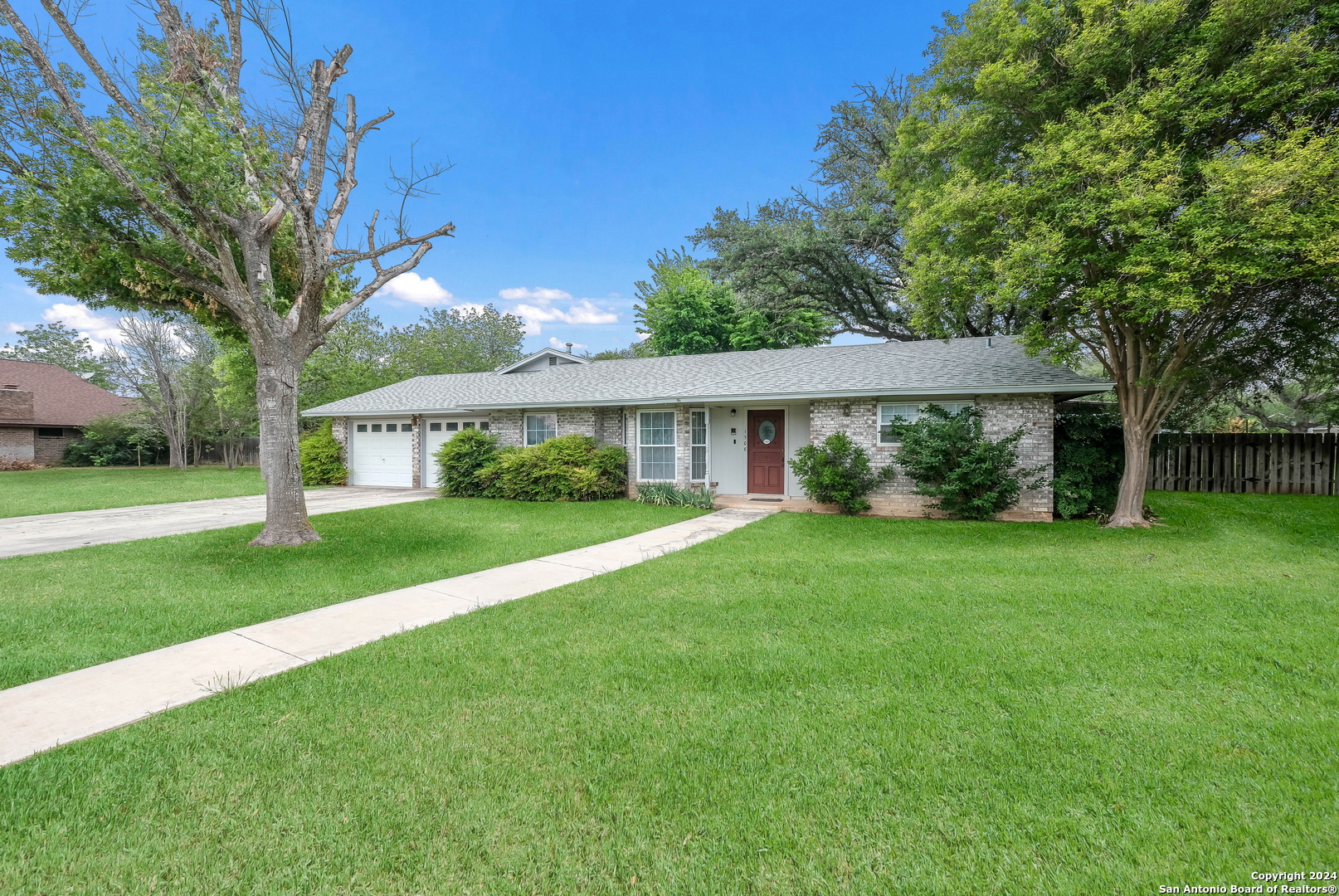 1308 Acorn Road Hondo TX 78861