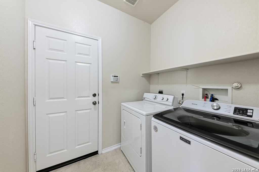 6705 Spearwood Live Oak TX 78233