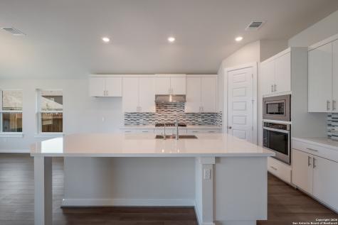 2258 Hoja Avenue New Braunfels TX 78132