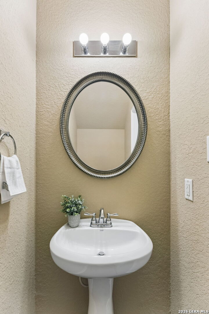 7903 Headwaters Trail San Antonio TX 78254