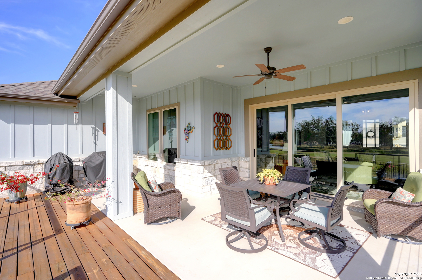 119 Hiram Cook Blanco TX 78606